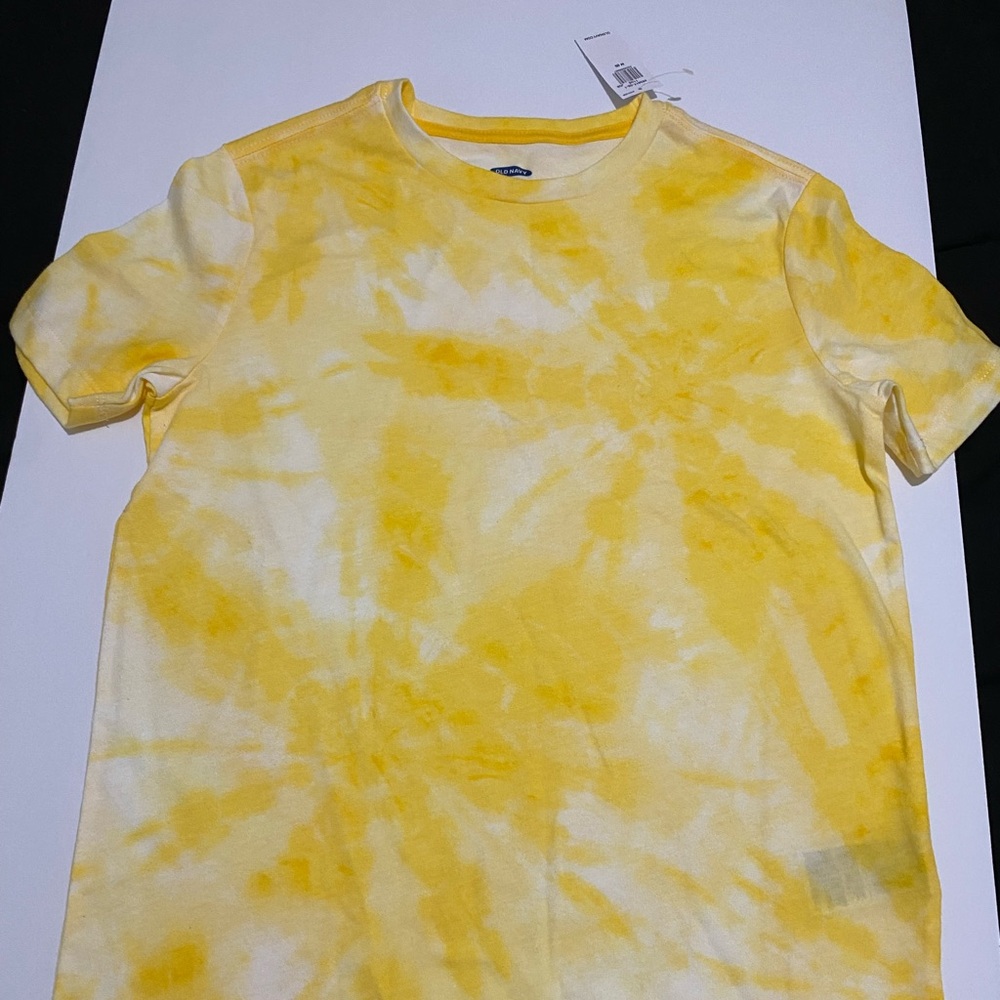 Old Navy Size M T-Shirt